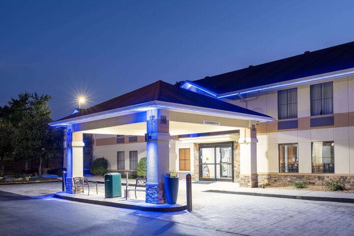 Hotel 3 of 41