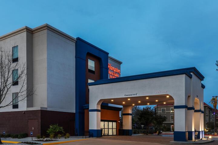 Hampton Inn & Suites by Hilton Tomball Houston NW