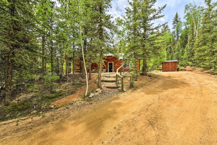 bobcat Trail Cabin on 3 Acres in Como!