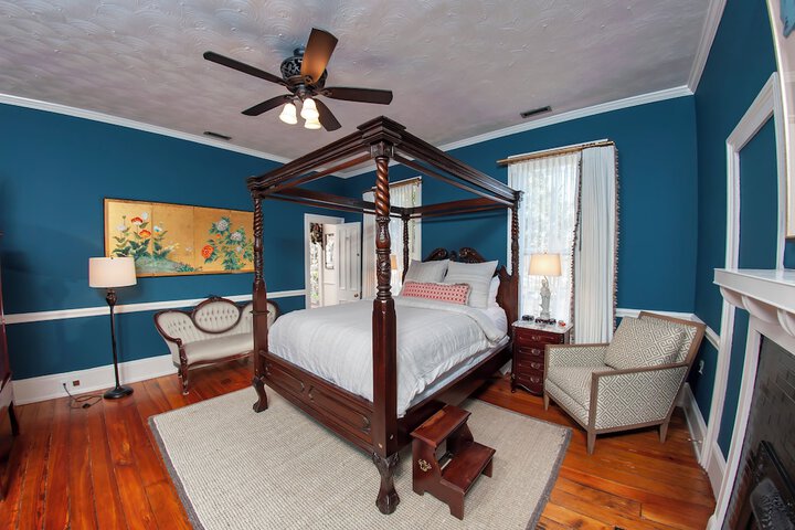 Room 48 of 78