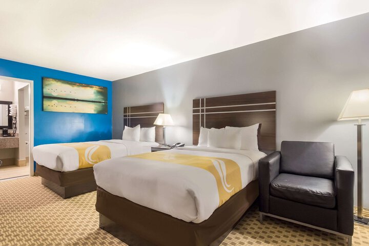 Room 40 of 52