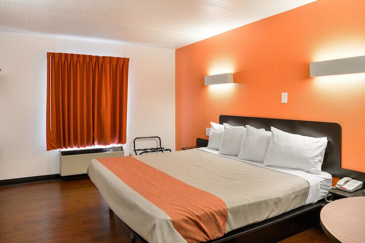 Room 20 of 26