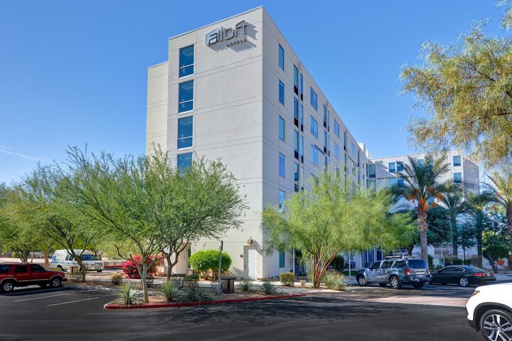 Hotel 4 of 53