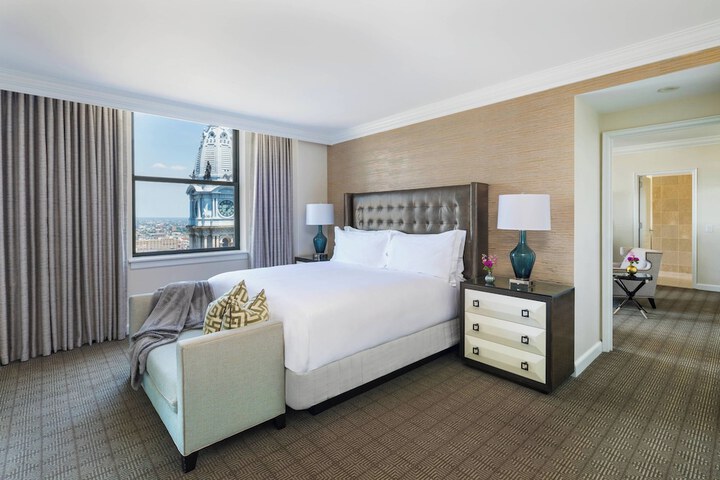 Room 53 of 81