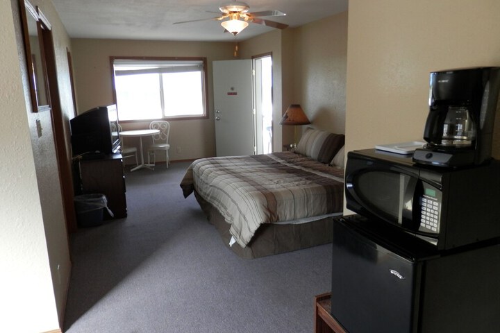 Trail Motel