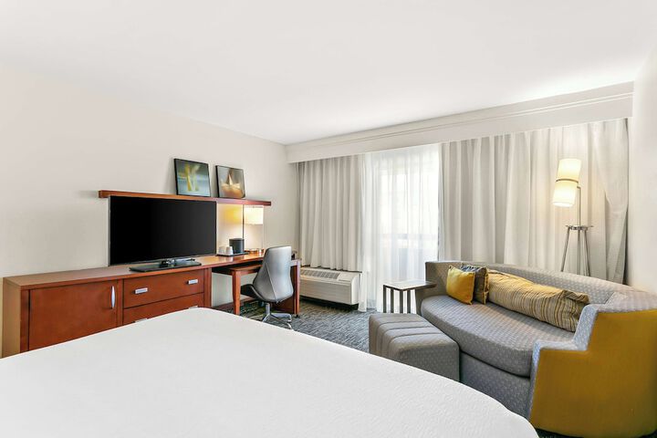 Room 20 of 37