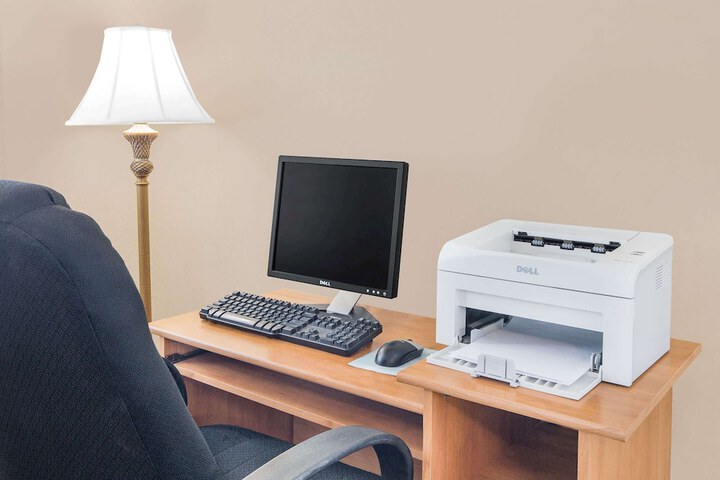Business Center 45 of 47