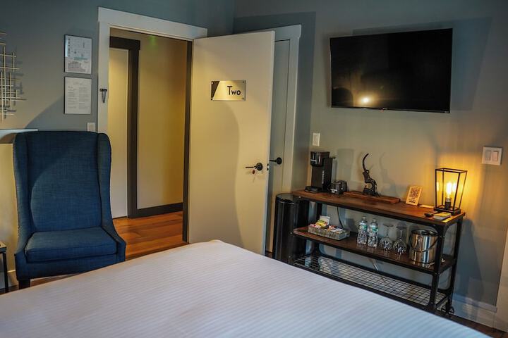 Old Mill Inn