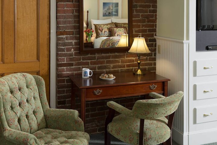 Lord Camden Inn