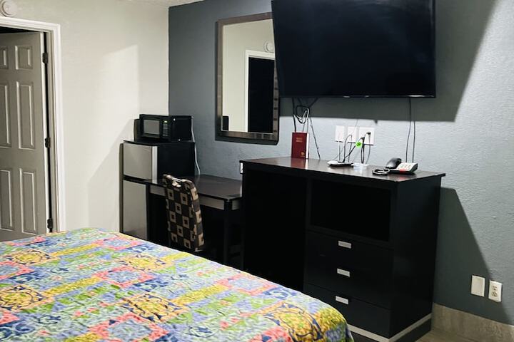 Town House Motel