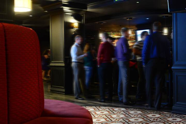 Lounge 73 of 85