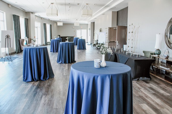 Holiday Inn & Suites Peoria at Grand Prairie by IHG