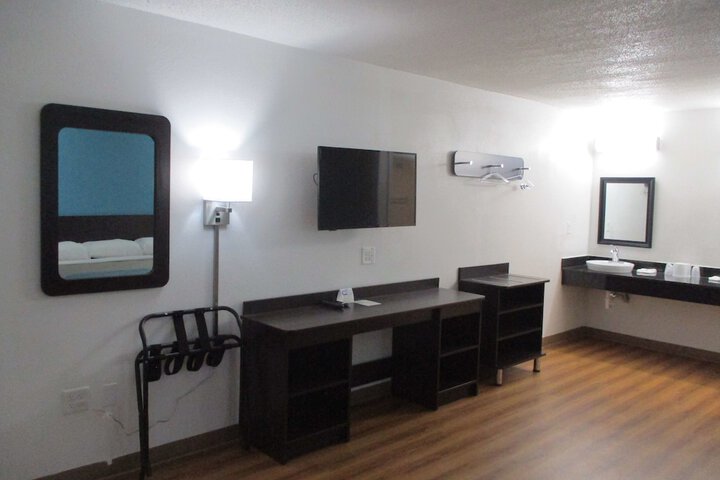 Room 31 of 37