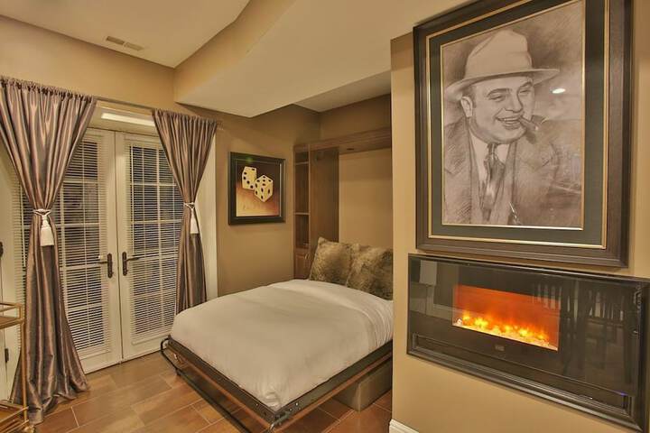 Room 87 of 119