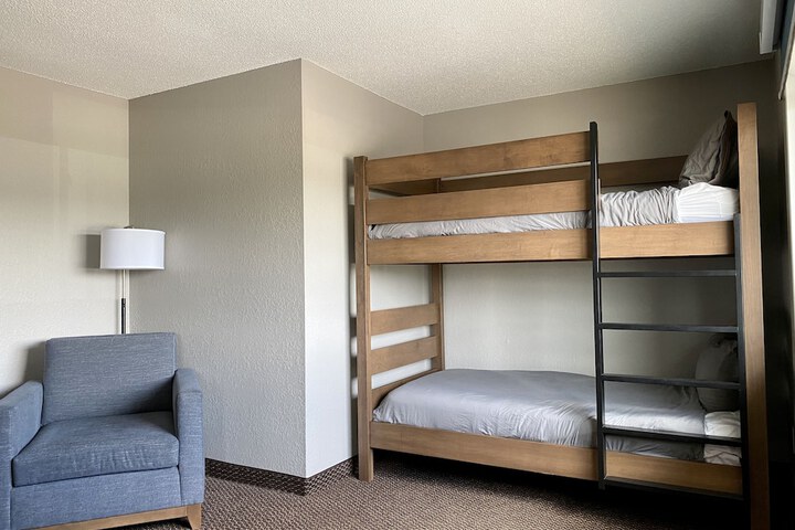 AmericInn by Wyndham New Richmond