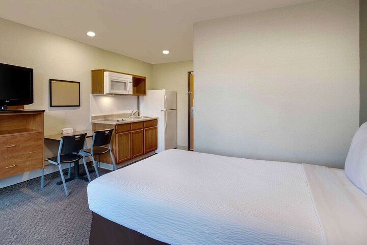 Room 13 of 14
