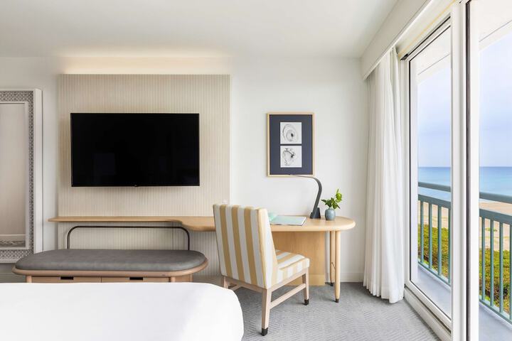 Room 26 of 52