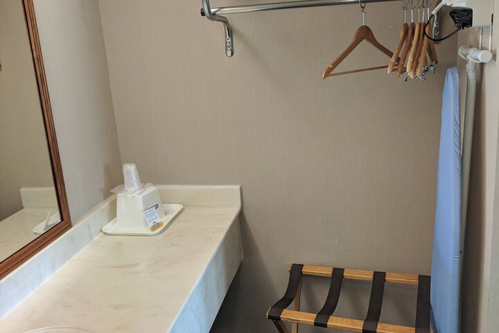 Room 19 of 23
