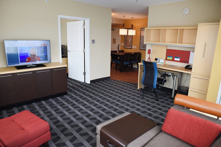 Room 18 of 29