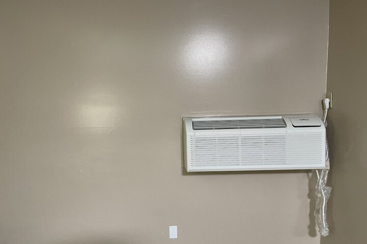 Room 13 of 46