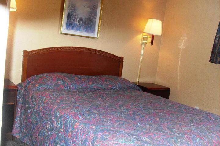 WESTERN RIDGE MOTEL