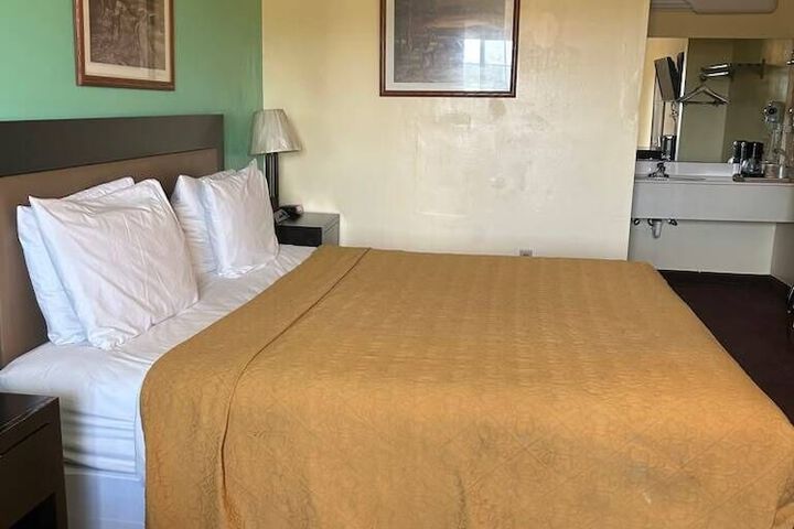 Deerfield Inn & Suites Steele Near Blytheville I 55