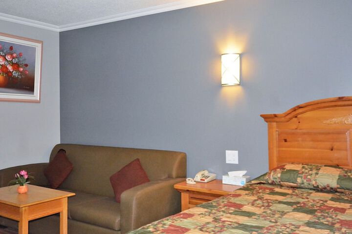 Room 72 of 181