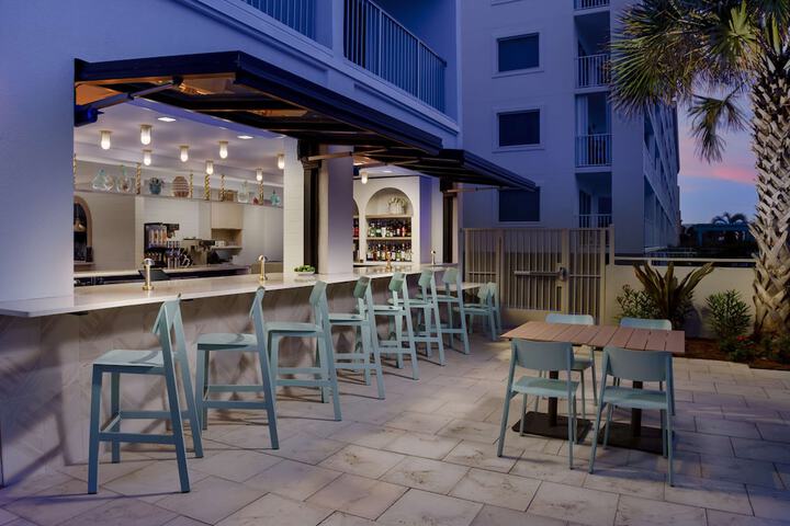 Beal House Fort Walton Beach Tapestry Collection by Hilton