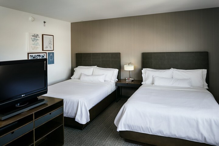 Room 20 of 29