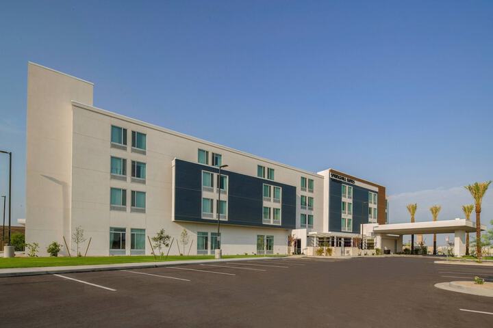 Hotel 2 of 41