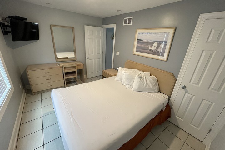 Room 14 of 43