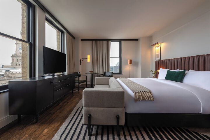 Surety Hotel Autograph Collection
