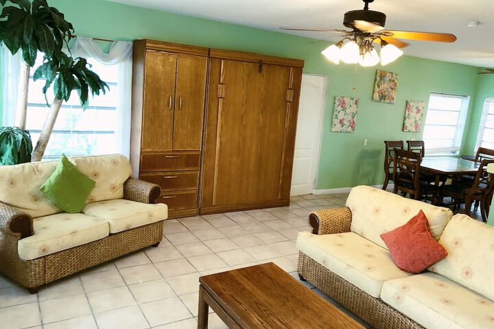 Room 37 of 124