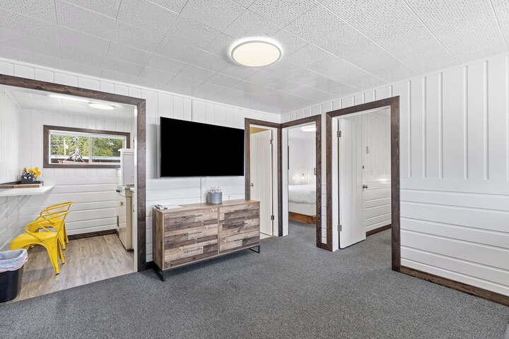 Room 11 of 70