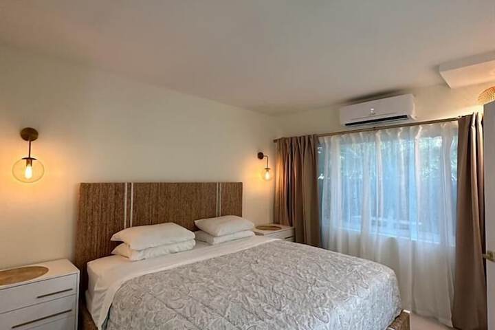 Room 21 of 35