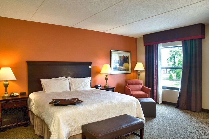 Room 14 of 82