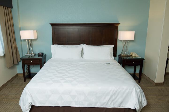 Holiday Inn Birmingham-Airport by IHG