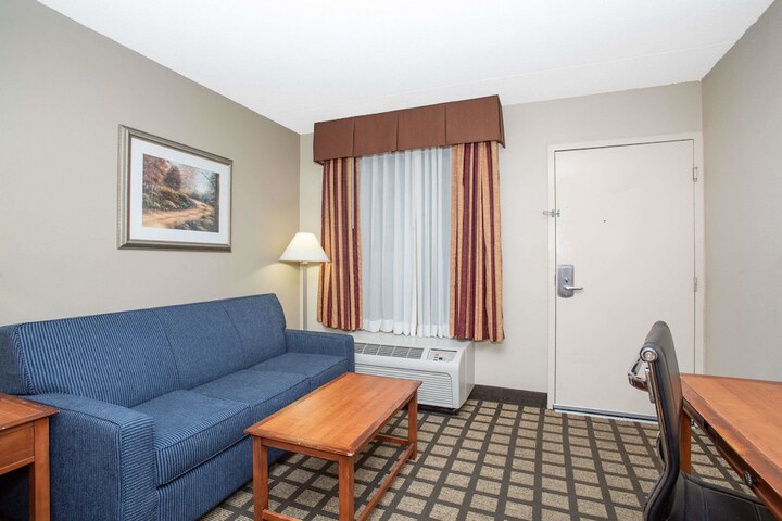 Room 21 of 26