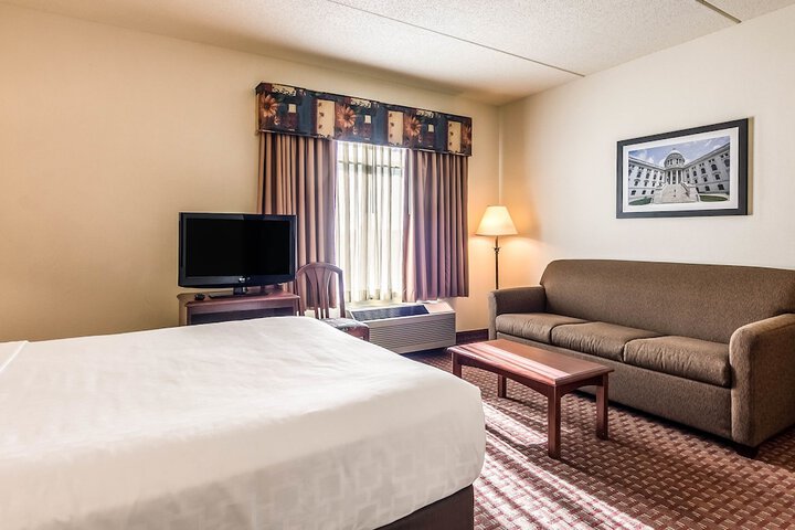 Room 43 of 65