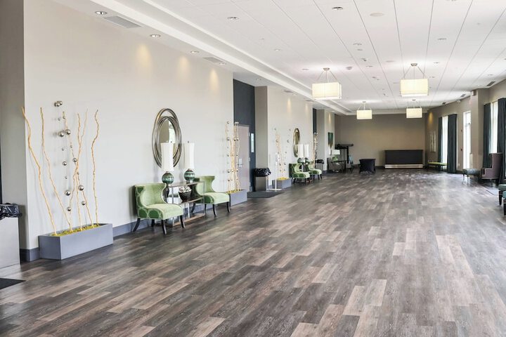 Holiday Inn & Suites Peoria at Grand Prairie by IHG