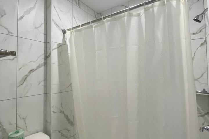 Room 21 of 22