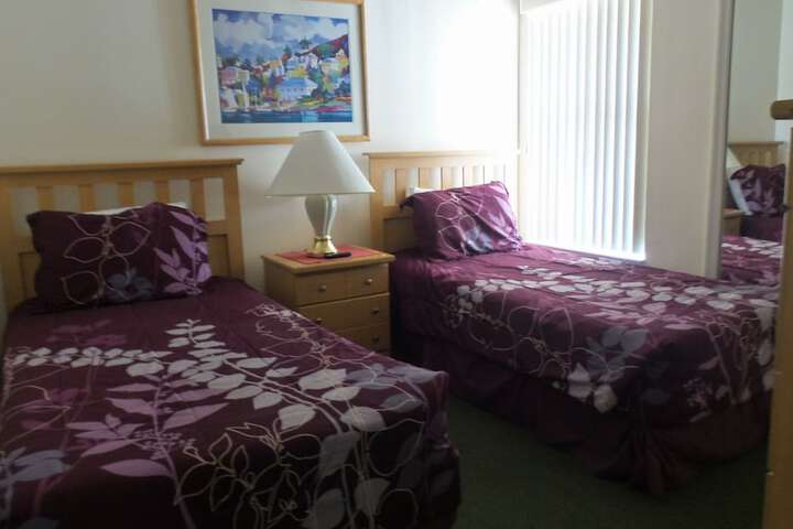 Room 5 of 13