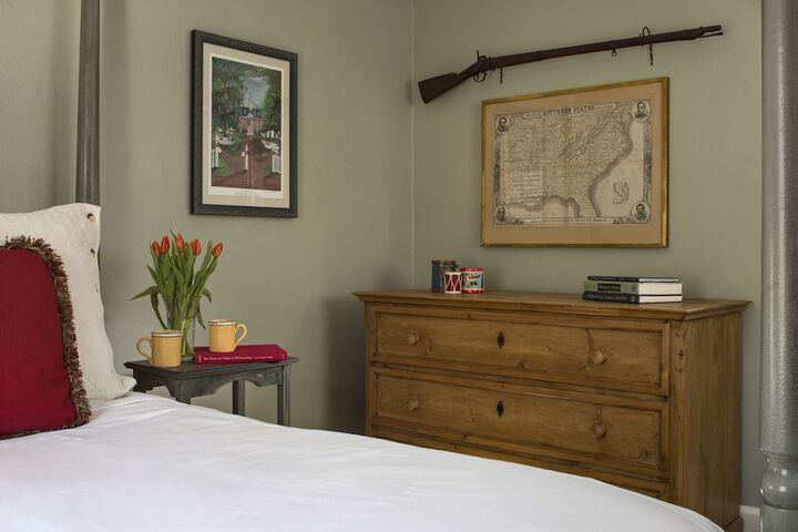 Room 10 of 79