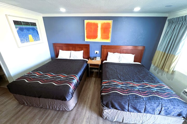 Room 26 of 27