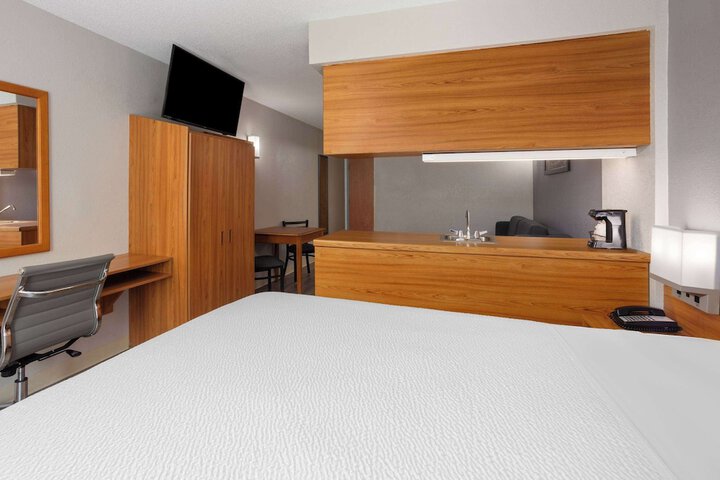 Room 45 of 53