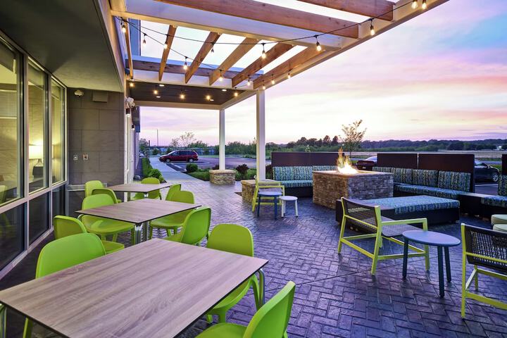Terrace/Patio 38 of 44