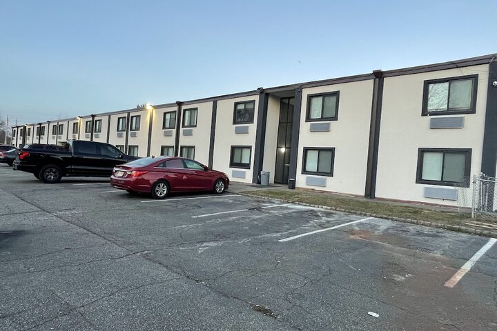 Hotel 3 of 43