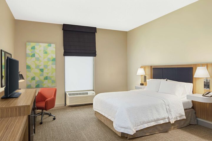 Room 9 of 22