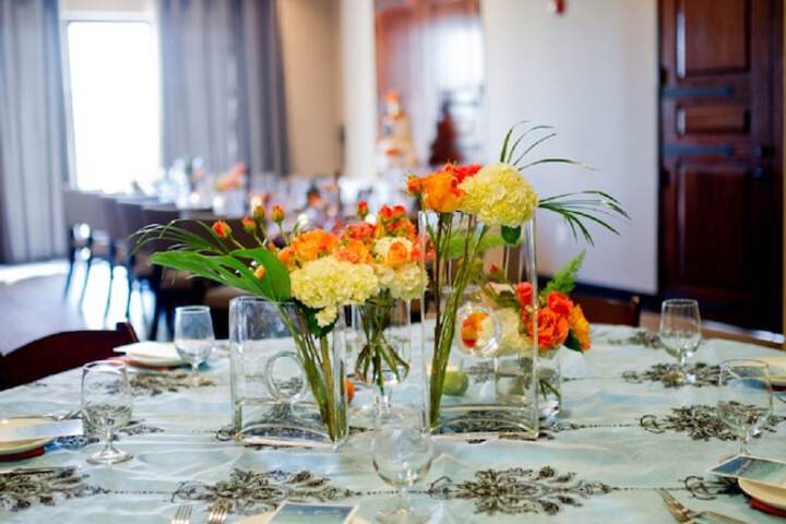 Ballroom/Hall 70 of 93