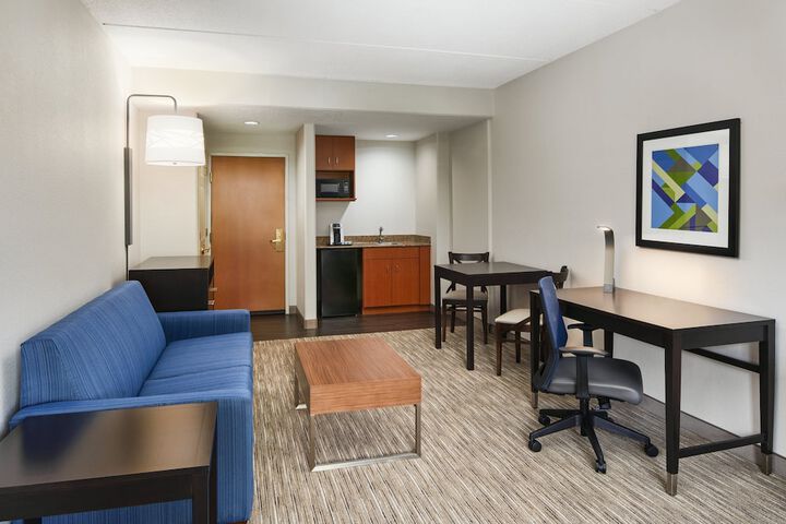 Room 21 of 50